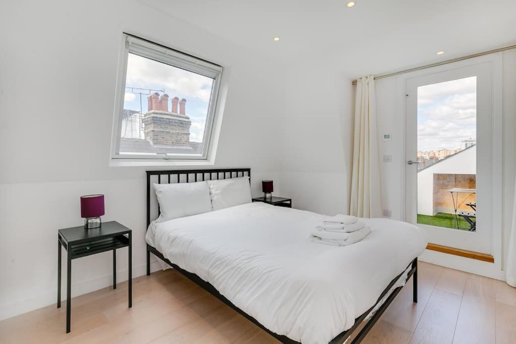 Modern 1 Bedroom Flat In Battersea Londres Extérieur photo