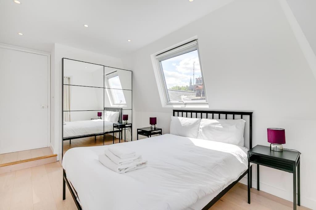 Modern 1 Bedroom Flat In Battersea Londres Extérieur photo